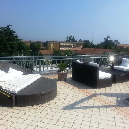 Casa Bonotto Apartmán Desenzano del Garda